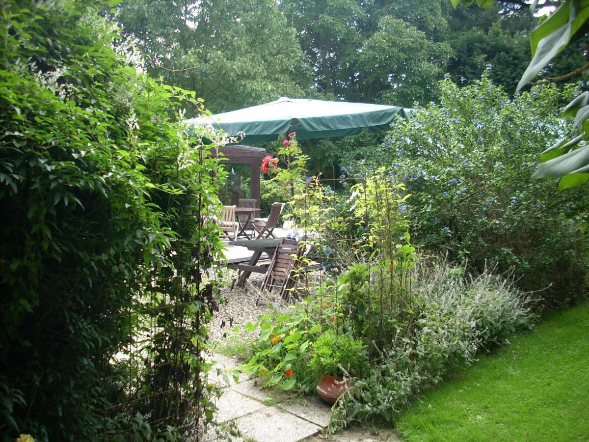 B&B Les Bergers Braine-lʼAlleud Екстериор снимка
